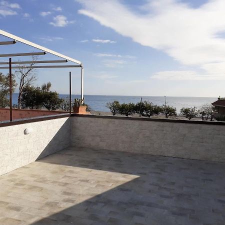 Casa Vacanze Mascali 리포스토 외부 사진