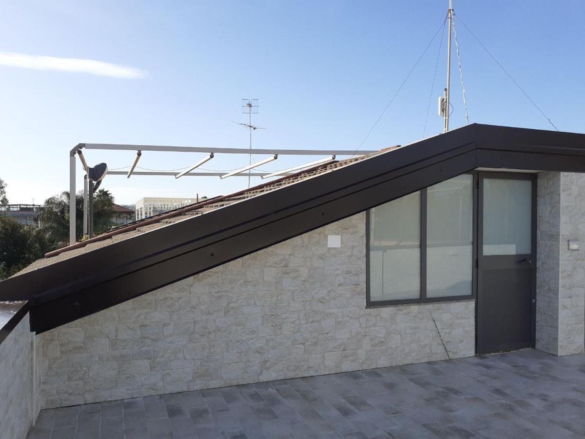 Casa Vacanze Mascali 리포스토 외부 사진