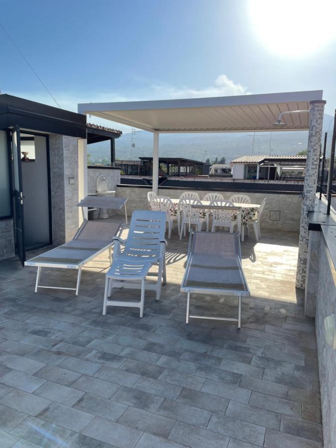 Casa Vacanze Mascali 리포스토 외부 사진